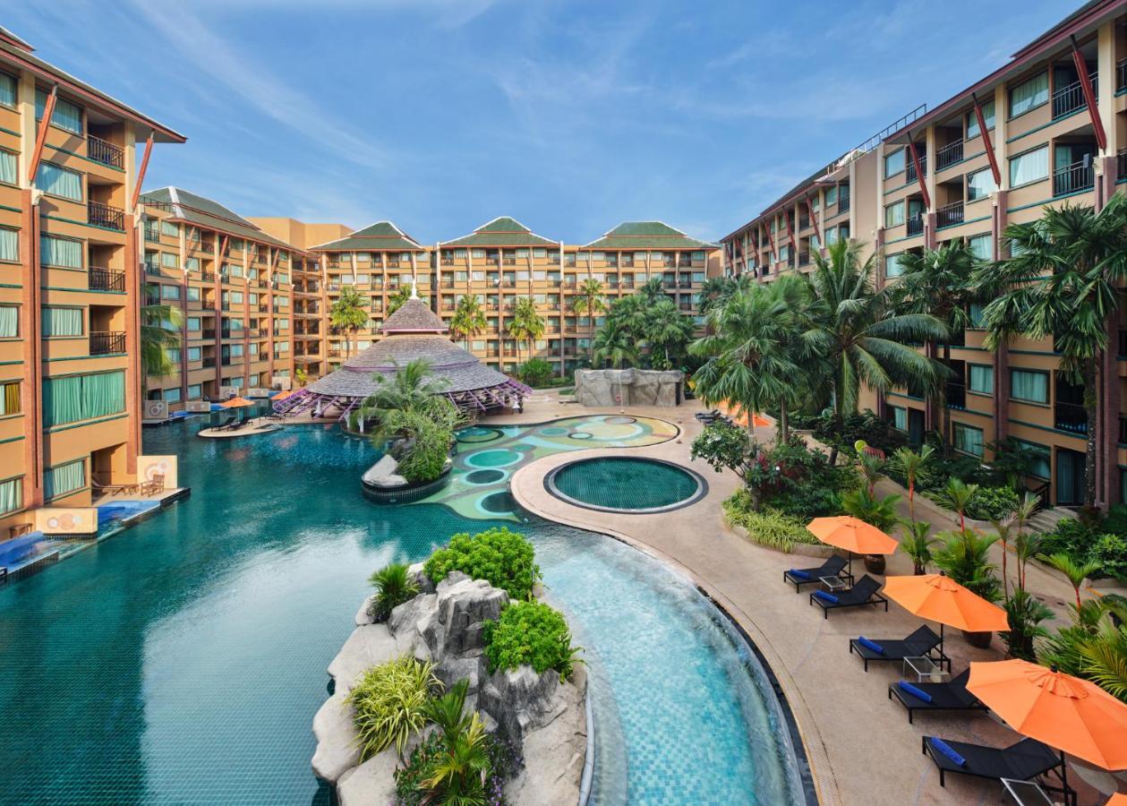 Novotel Phuket Vintage Park מלון Patong