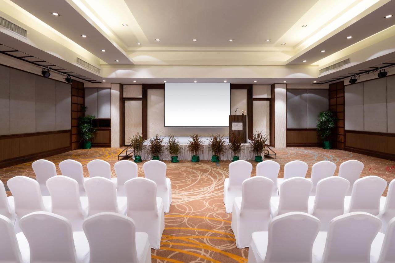 מלון Novotel Phuket Vintage Park 4*