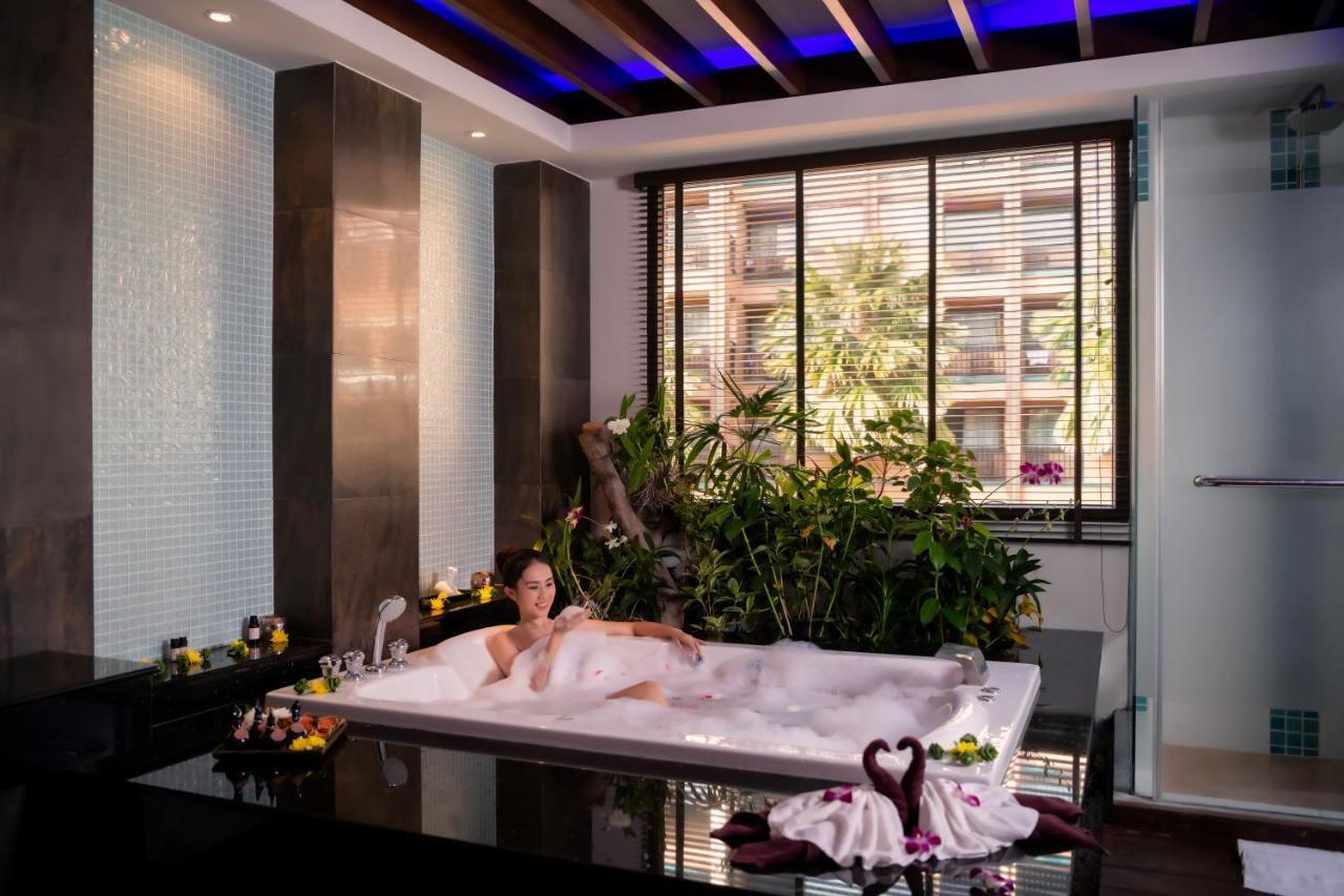 Novotel Phuket Vintage Park מלון 4*